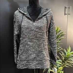Skye’s The Limit Petite Sorrento 2018 1/4 zip hoodie,lace crochet knit